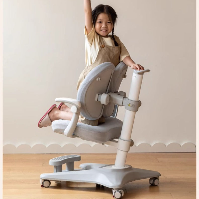 Children's Chair Adjustable Up-down.