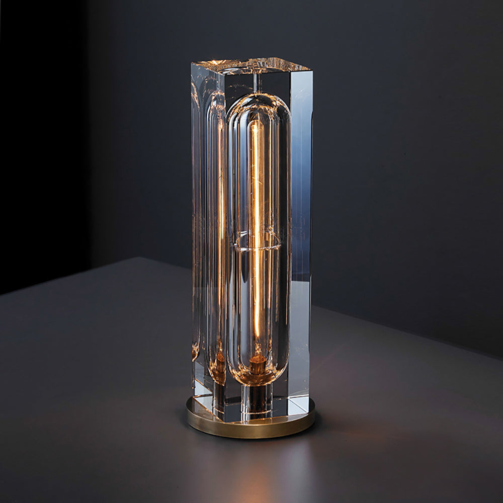 Postmodern 1-Light Crystal Table Lamp with On / Off Switch in Antique Brass