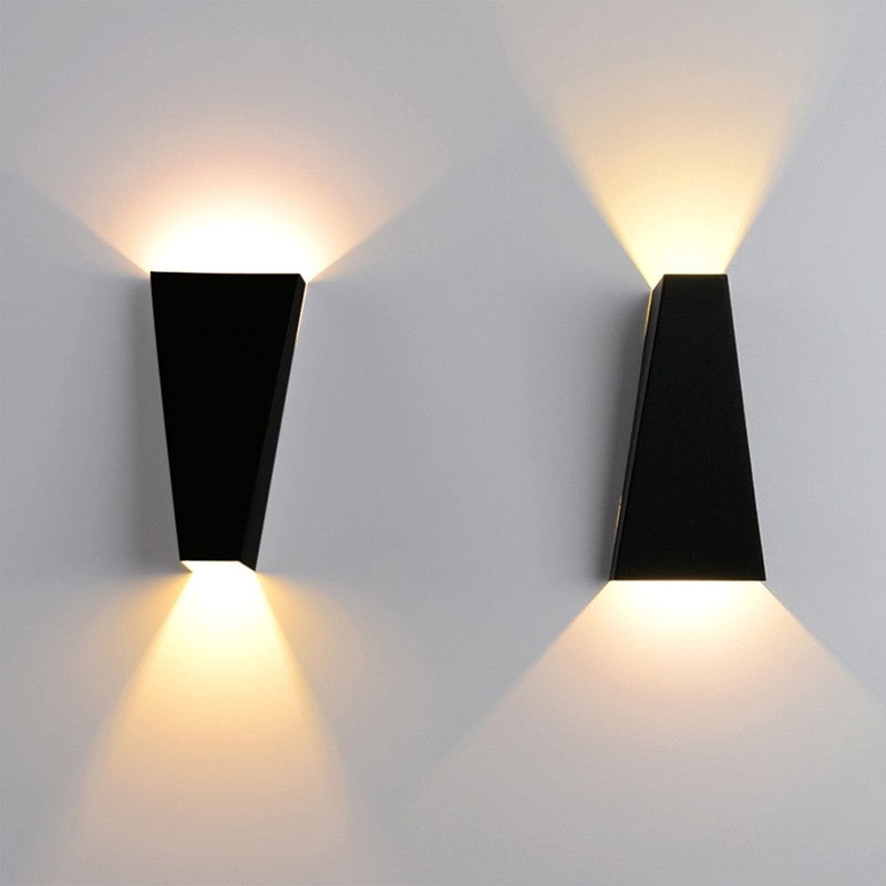 Contemporary Simple Artistic Metal Single-Light Up & Down Wall Light Sconce in Black