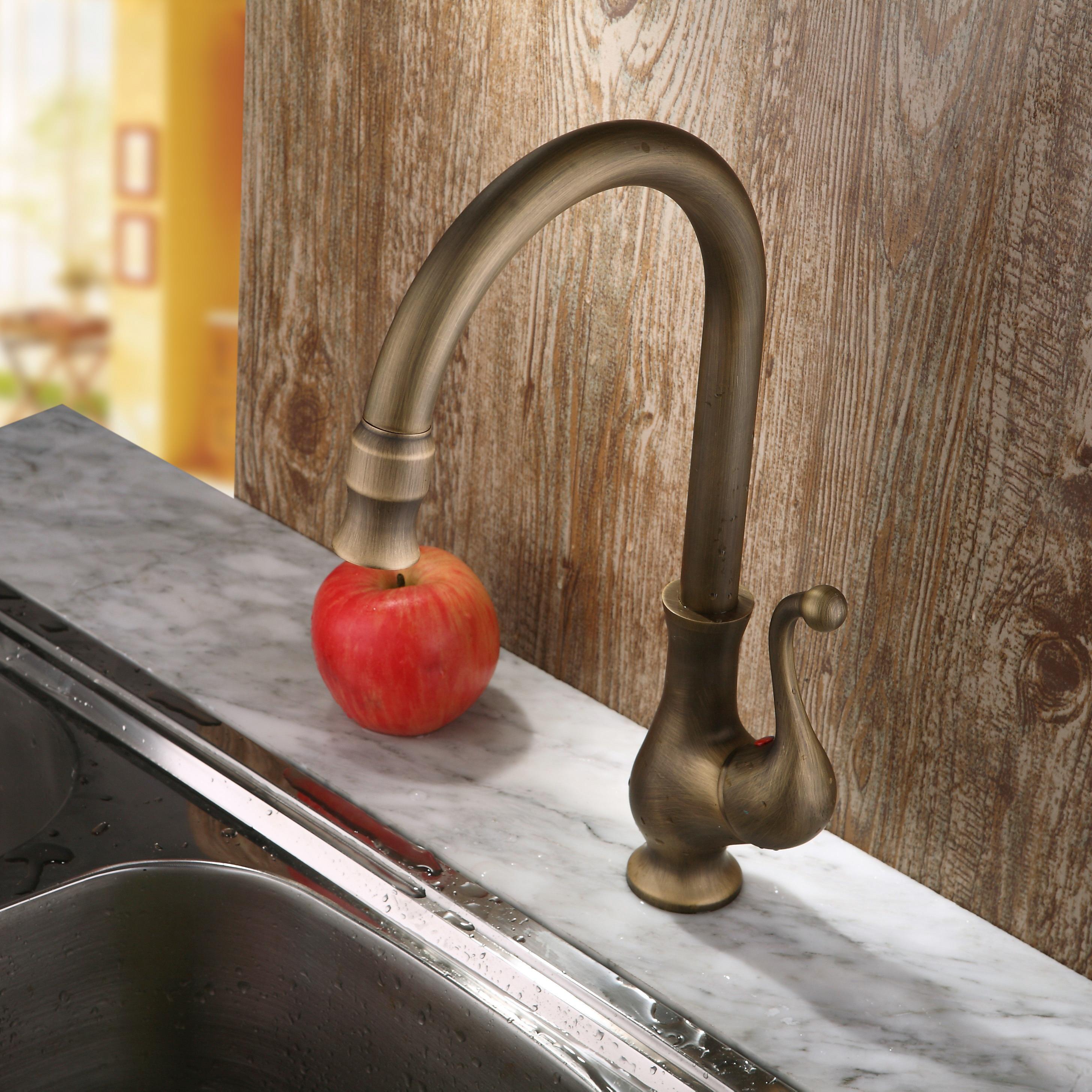 Lelan Antique Brass Single Handle Single Hole Goosenecked Kitchen Faucet