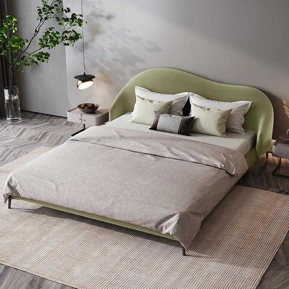 Light Pink Queen Bed Velvet Upholstered Platform Bed with Metal Legs