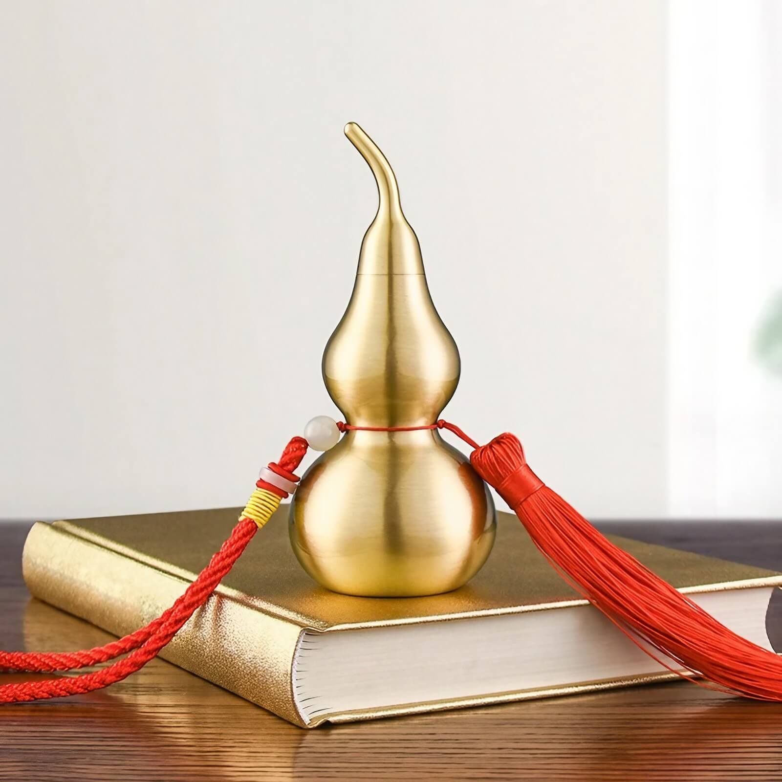 2.6″ Feng Shui Decor Smooth Brass Gourd for Office Living Room Brass Material