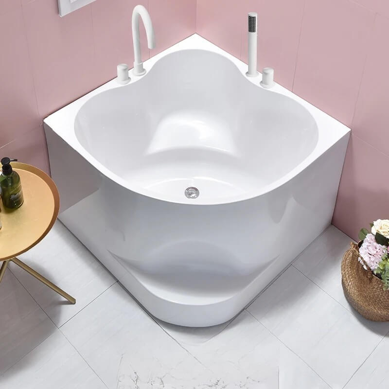 31.5″ Irregular Corner Tub - Deep Soaking, Modern Acrylic Bathtub Step