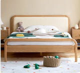 Oak solid wood children's bed with organic leather<