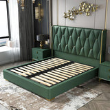 Gepolstertes Queensize-Plattformbett, grünes, flaches Bett mit Holzlatten