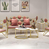 Sofá de dos plazas tapizado en terciopelo rosa Sofá de metal con patas doradas 57.1