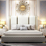Moderna cama King tapizada en oro pulido y cabecero de piel sintética incluido