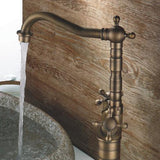 Chester Klassischer Stil Doppelkreuzgriff Einloch-Messinggefäß-Badezimmerarmatur