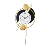 Reloj de pared de metal distintivo moderno con péndulo dorado