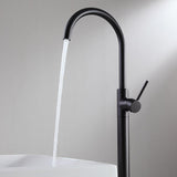Brewst Modern Style Matte Black Single Handle Fabrile de remplissage de baignoire autoportant en laiton