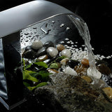 Taboro Einhand-Einloch-Wasserfall-Waschtischarmatur in poliertem Chrom