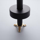 Brewst Modern Style Matte Black Single Handle Fabrile de remplissage de baignoire autoportant en laiton