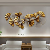 Decoración de pared de metal con hojas de ginkgo doradas en 3D de 55.1" x 23.6"