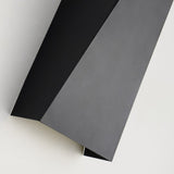 Zeitgenössische einfache künstlerische Wandleuchte aus Metall mit einem Licht nach oben und unten in Schwarz