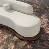 Sofá curvo moderno de 5 plazas de terciopelo blanco de 110" con base de madera con respaldo bajo