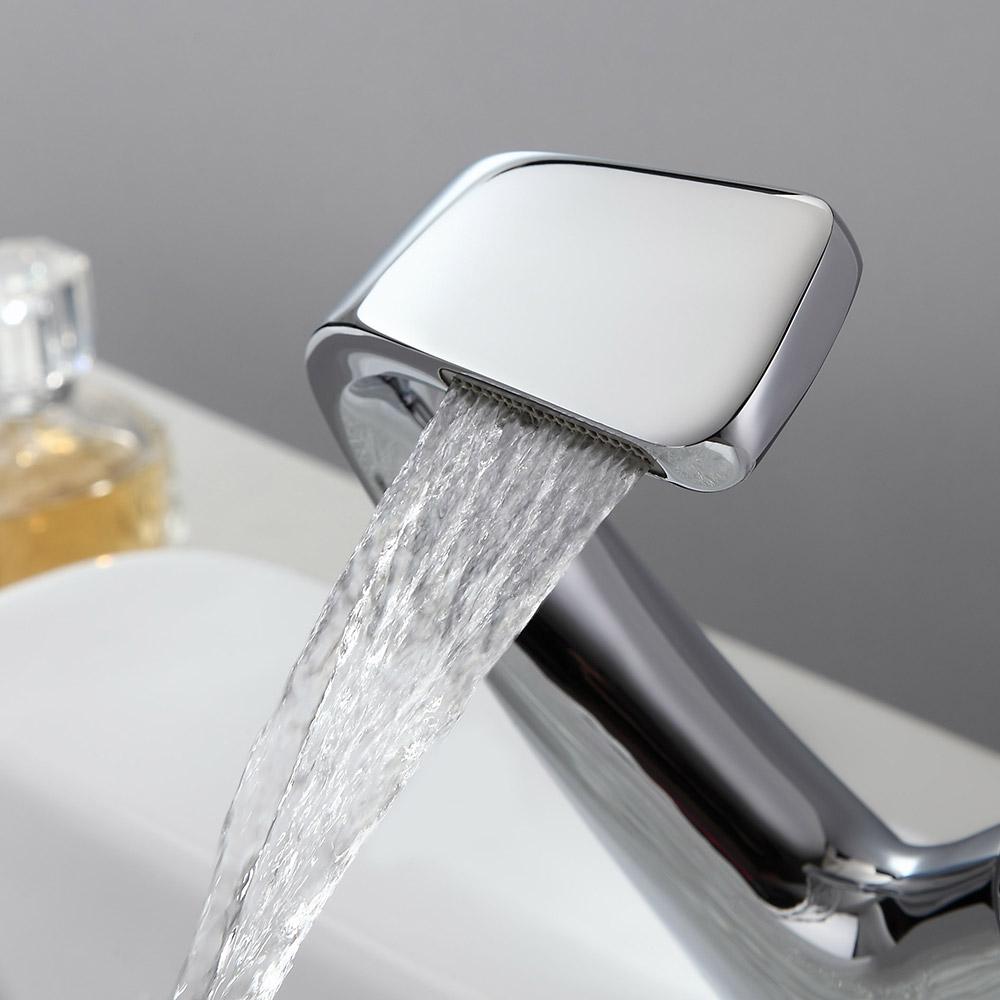 Contemporary Creative Single Handle 1-Hole Waterfall Bathroom Sink Faucet