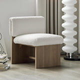 居間のための白く及び自然な現代木製のアクセントの椅子 Boucle の家具製造販売業