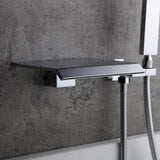 Moda Wandmontierter Wasserfall-Badewannenhahn aus poliertem Chrom mit Handbrause aus massivem Messing