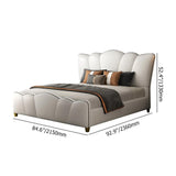 سرير منصة من منصة الجلود ذات الألياف الدقيقة اللبنية مع اللوح الأمامي المنحني ، كال كينغ