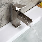 Grifo monomando moderno para lavabo de baño con cascada de un orificio, latón macizo en negro mate