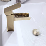Handle moderne à un seul trou Bascade de salle de bain robinet massif en laiton en noir mat en noir