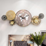 Glam World Map Reloj de pared de metal Decoración creativa para colgar en el hogar